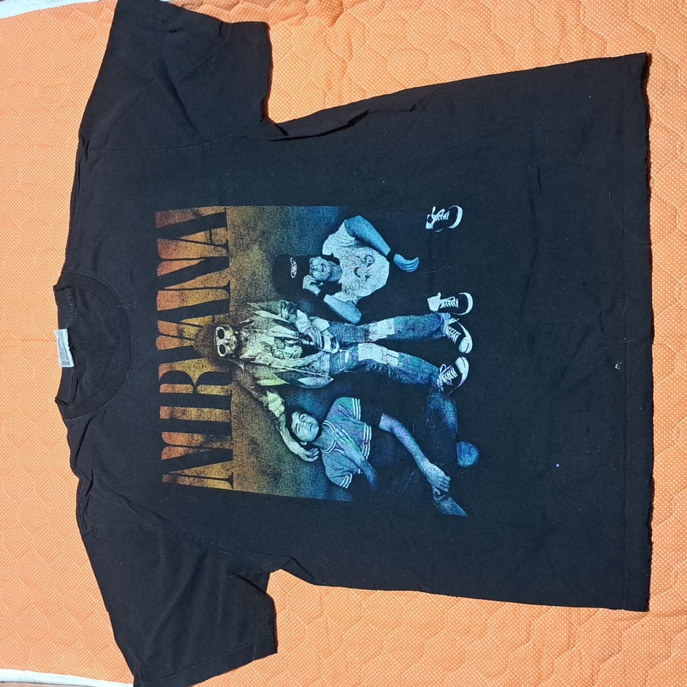 🚨 RARE 90s Nirvana Tshirt